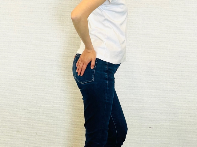 反り腰の原因は下記になります